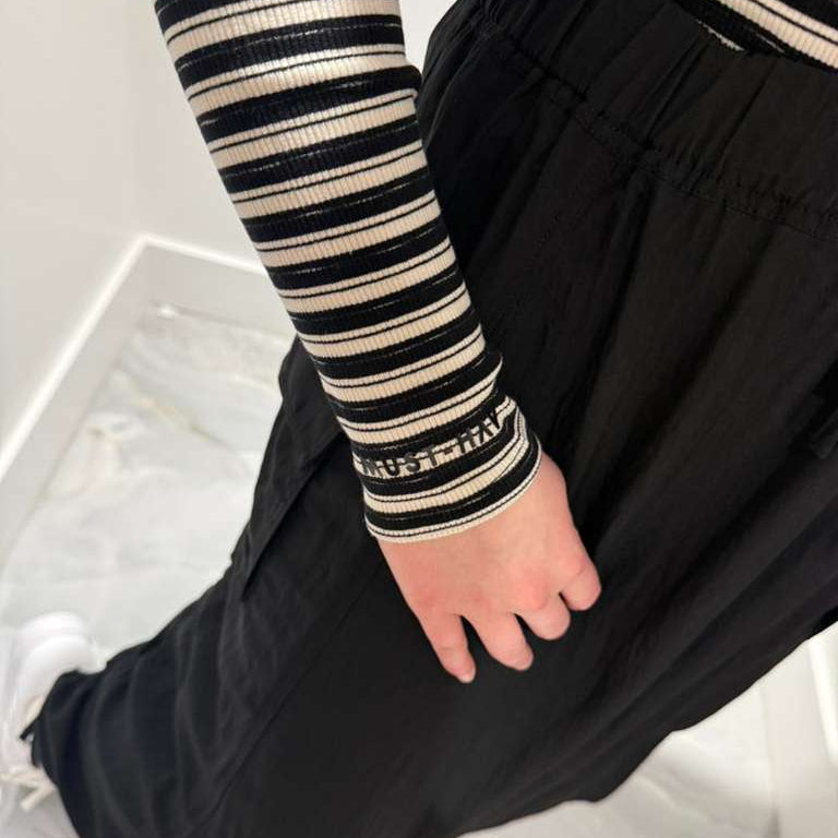 Wind Ruched Skirt - Black