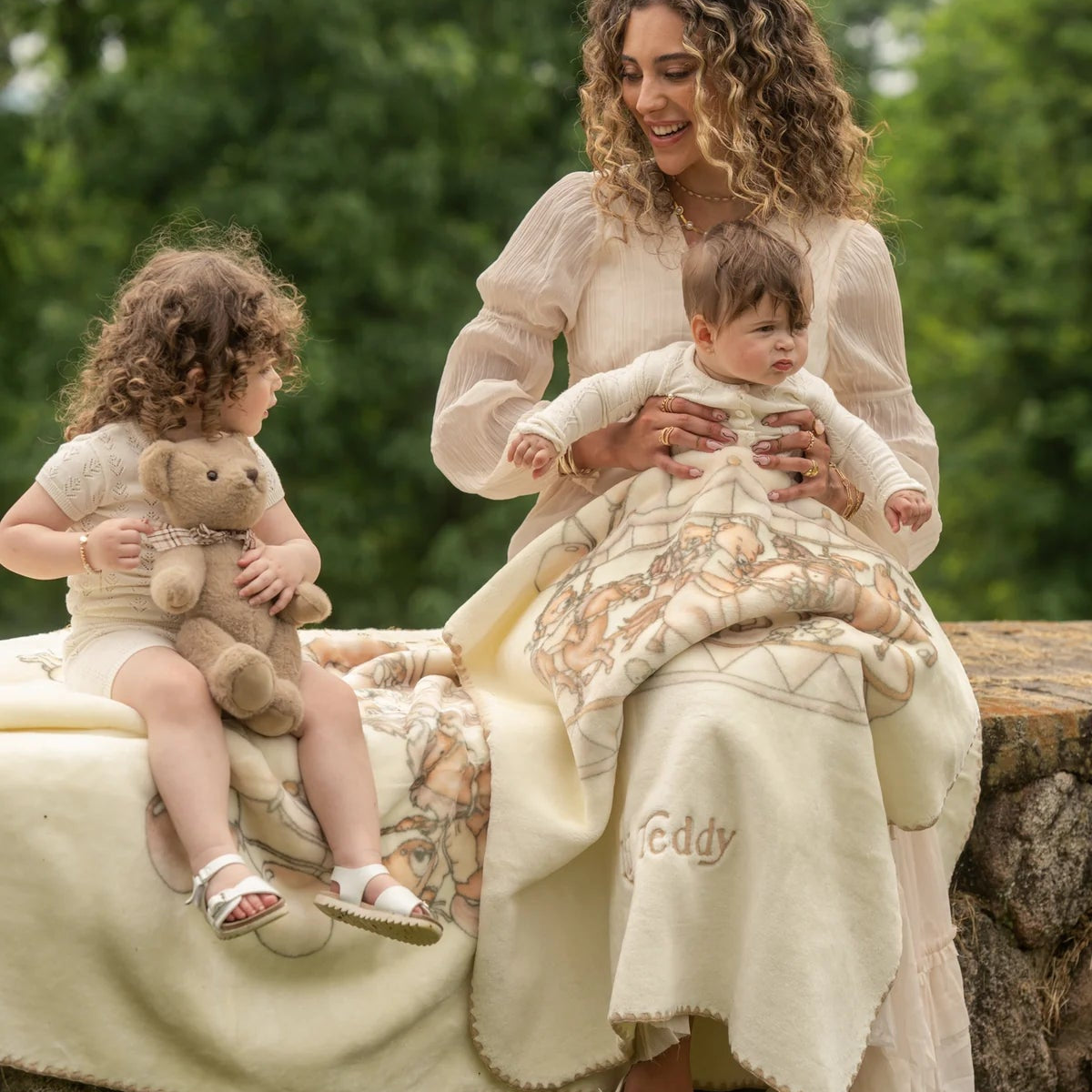 Merry Go Blanket - Vanilla Bean