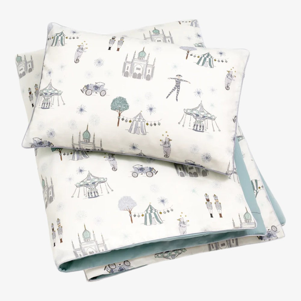Adventures In Wonderland Duvet Set - Aqua