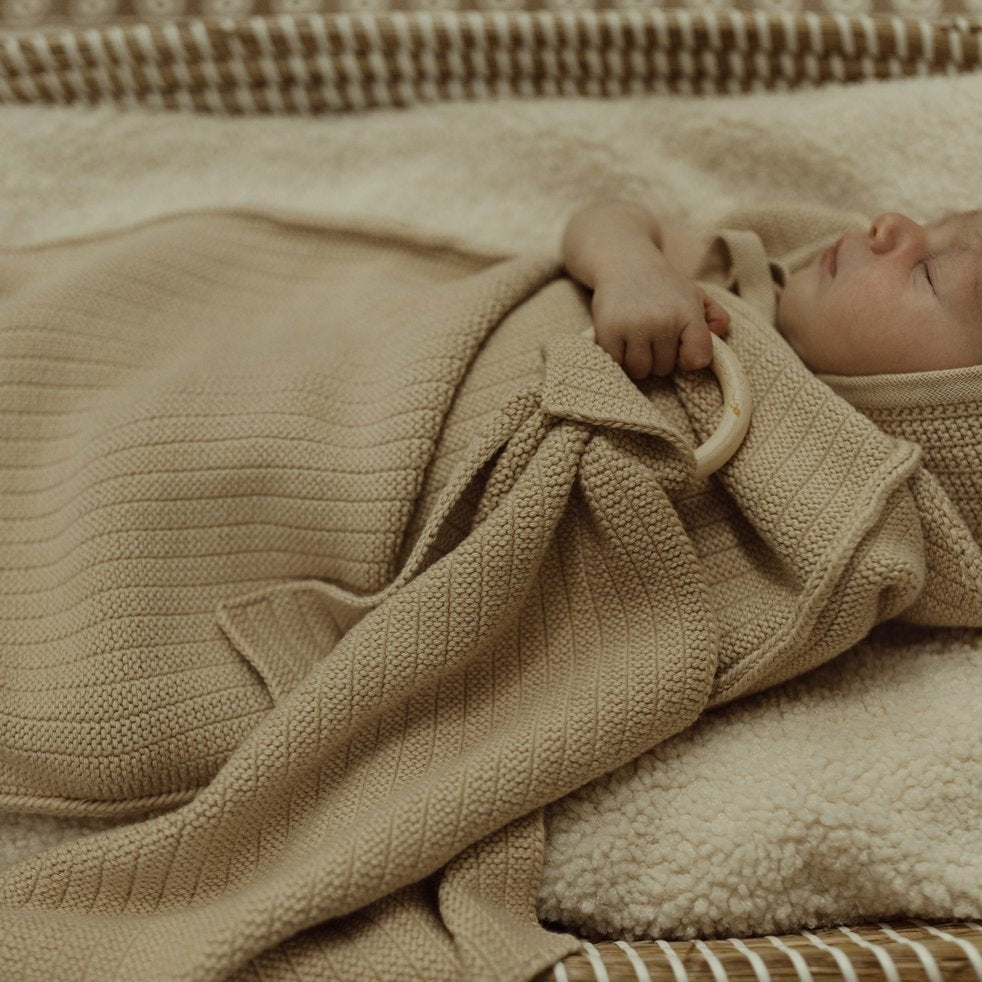 Ribbed Knit Teether - Cream