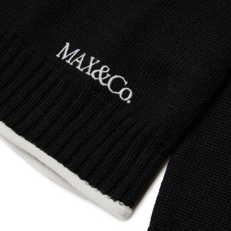Contrast Stitching Turtleneck - Black