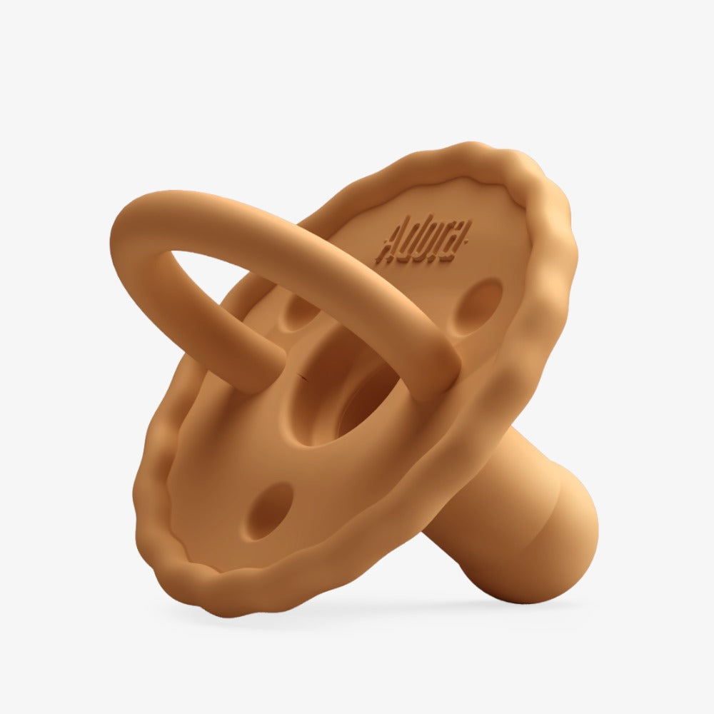 SCALLOPED PACIFIER - Luggage
