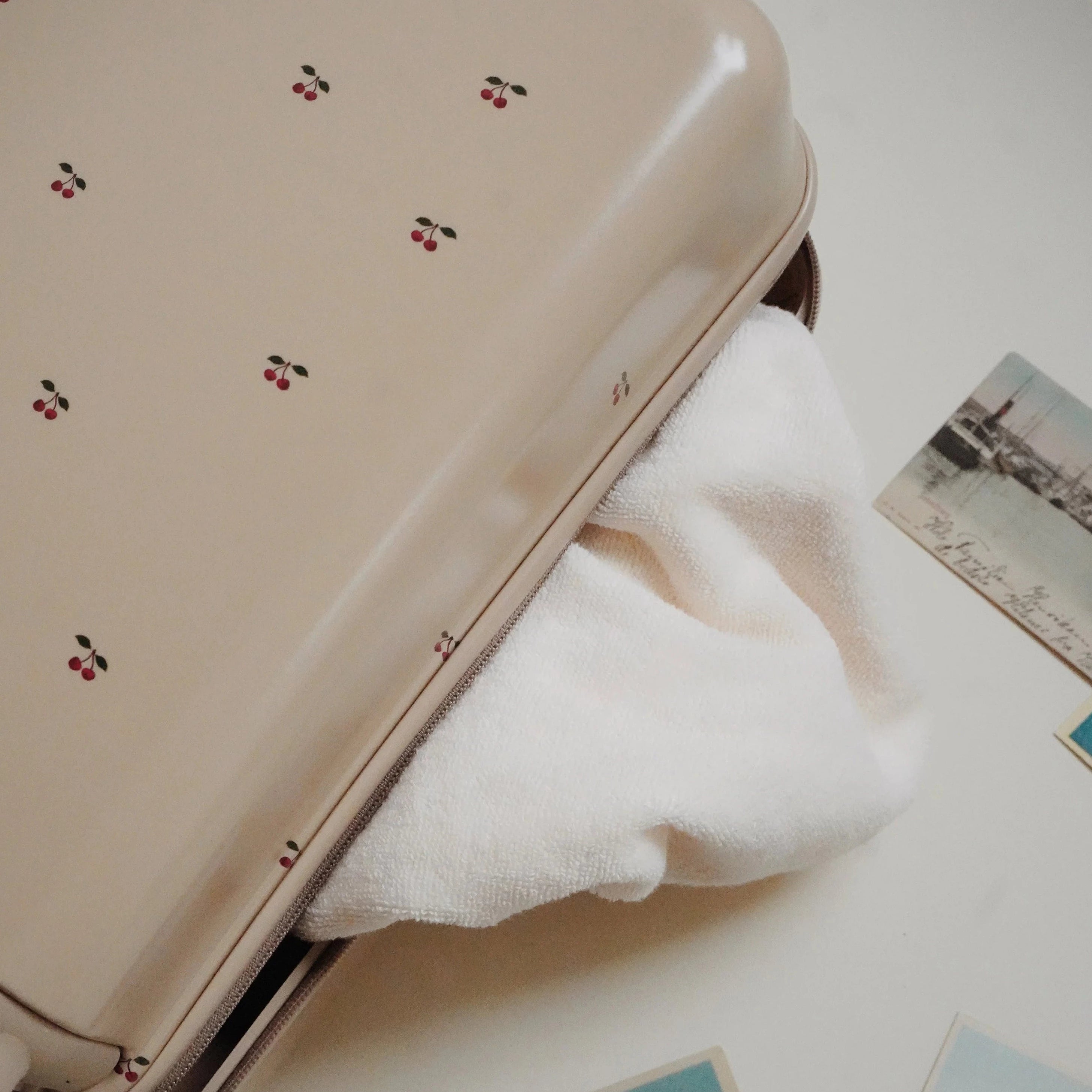 Travel Suitcase - Cherry