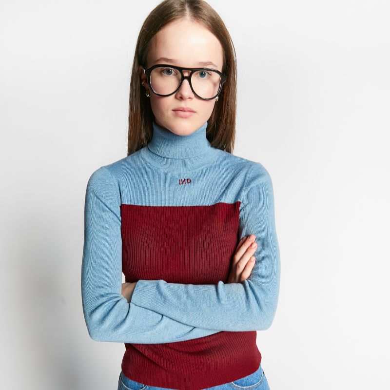 High Neck Sweater - MERLOT RED