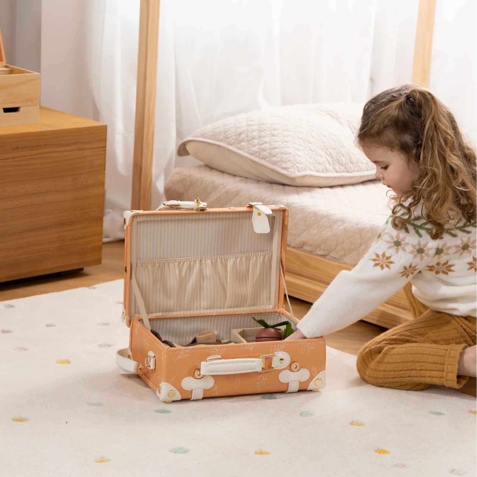 Leather Play Suitcase - Nature