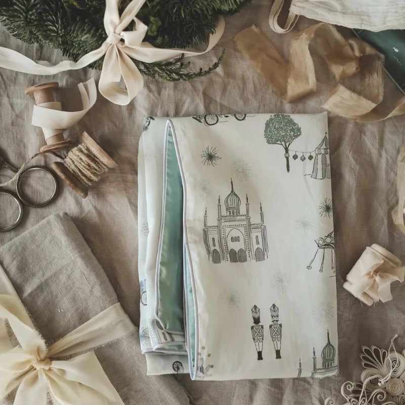 Adventures In Wonderland Duvet Set - Aqua