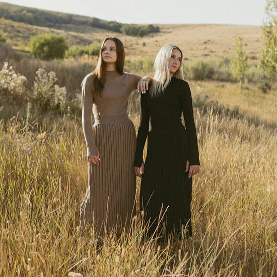 Metallic Knit Turtleneck - Gold