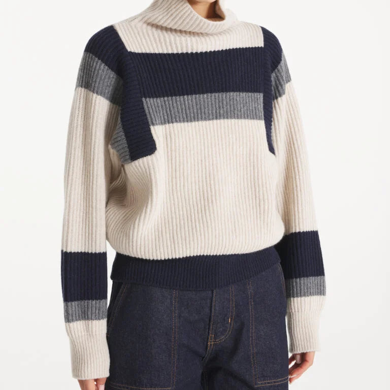 Design Sweater - Off White
