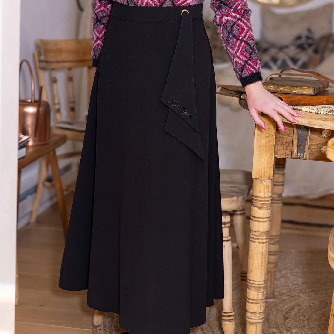 Logo Midi SKirt - Black