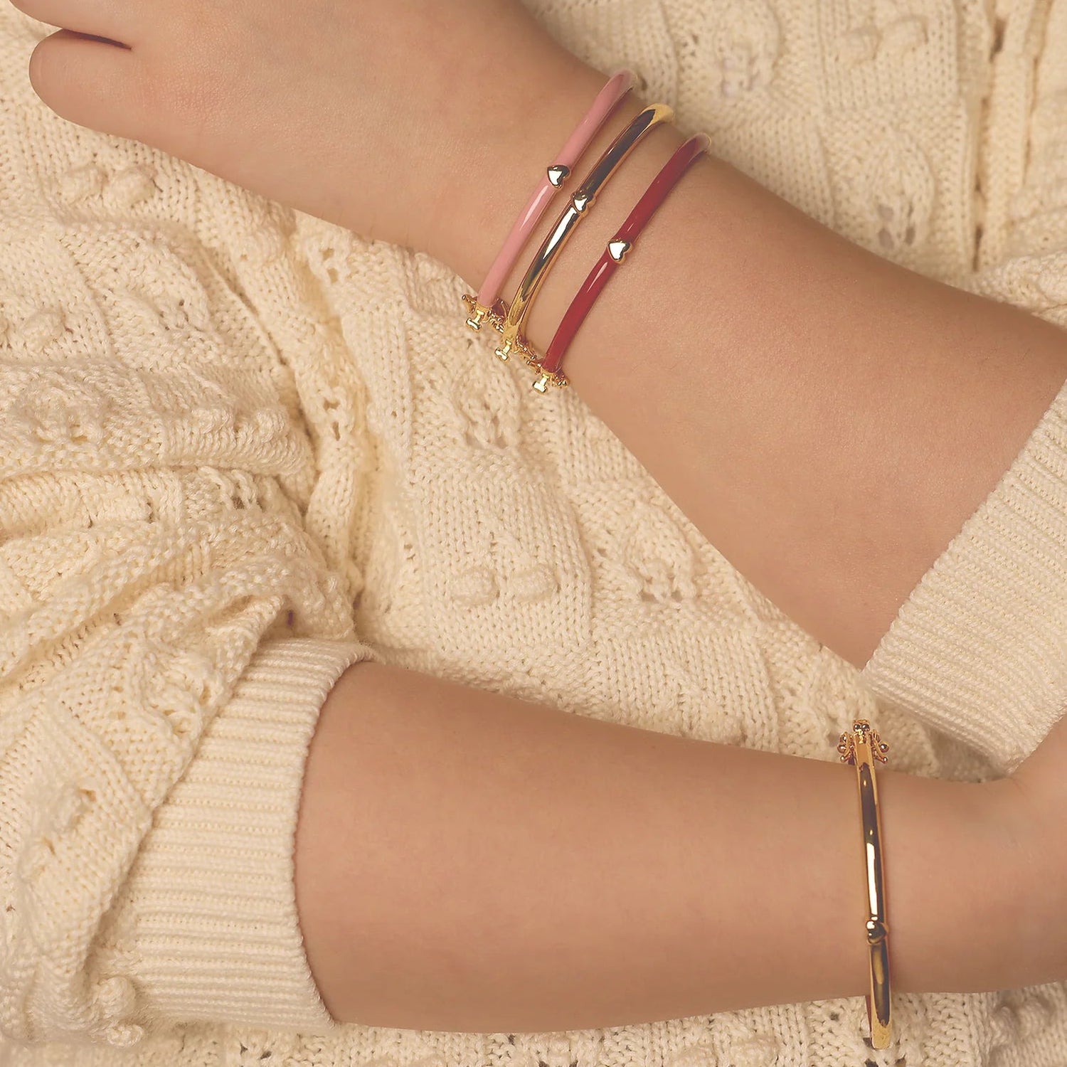 Enamel Deep Red Bangle With Bow - Gold