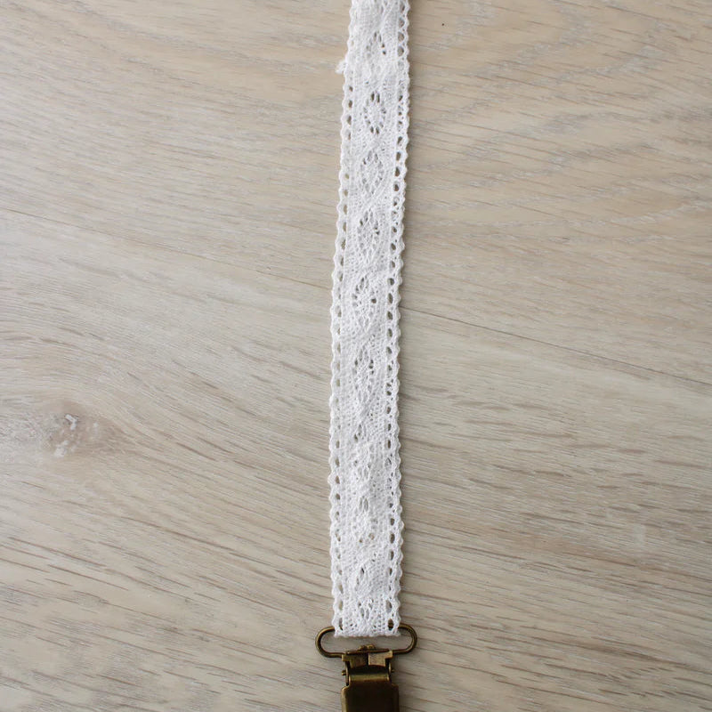 Vintage Paci Clip - White