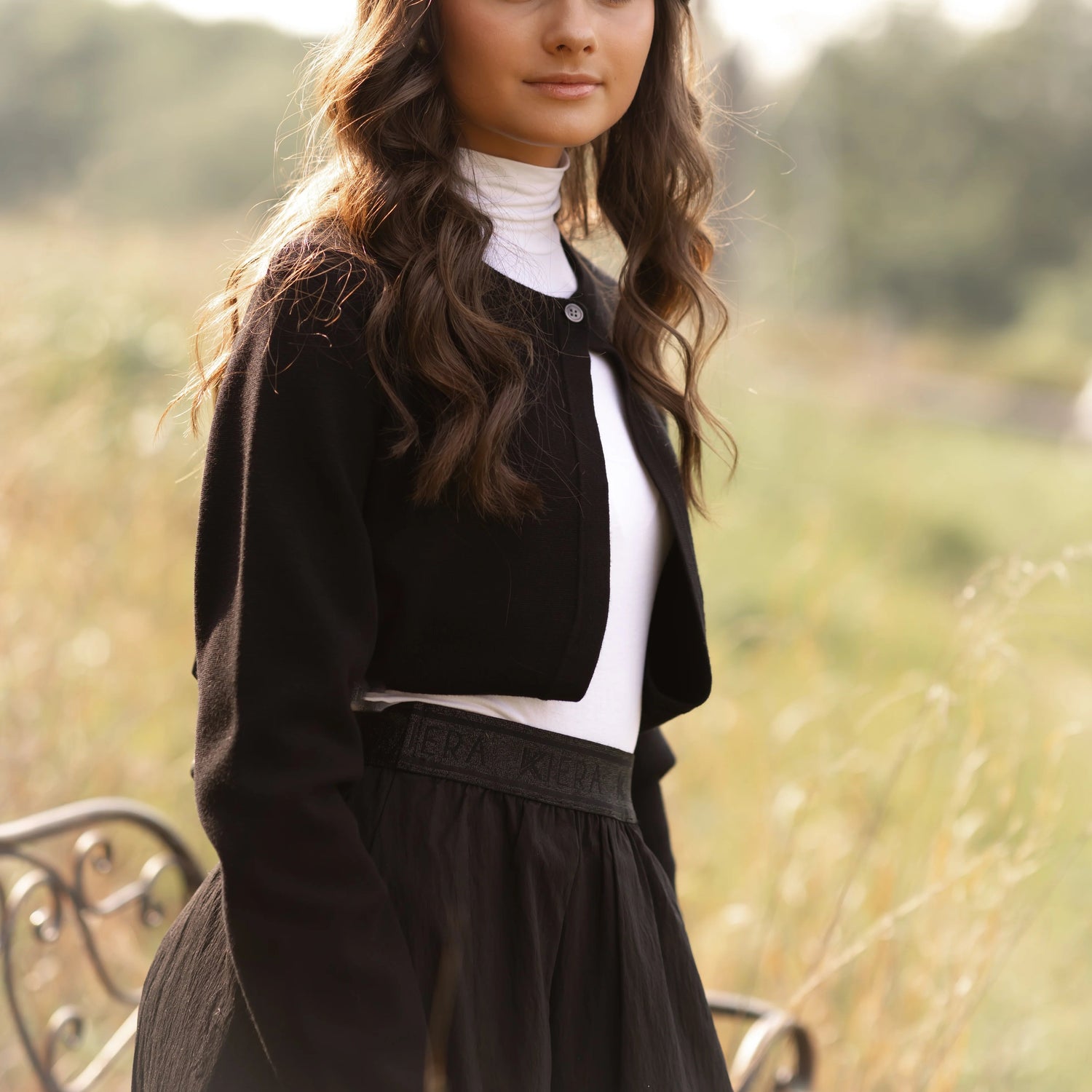 Signature Elastic Skirt - Black