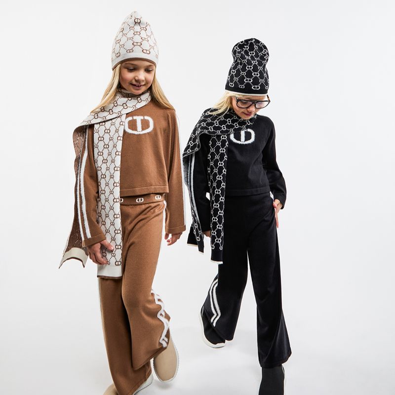 Knit Logo Scarf - Milk/camel