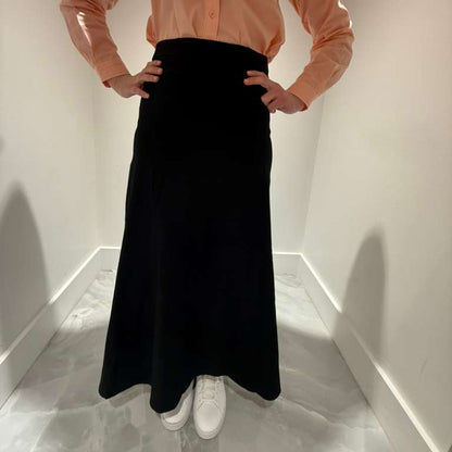 Seam Skirt - Black