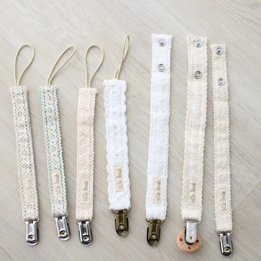 Crochet Paci Clip - Butter Cream