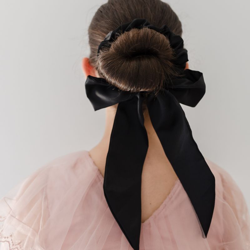 Bow Scrunchie - Black