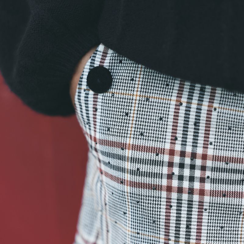 Plaid Short - Chestnut