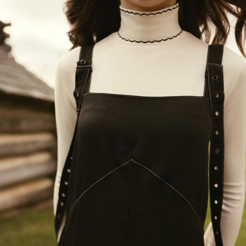 Scallop Turtleneck - Cream
