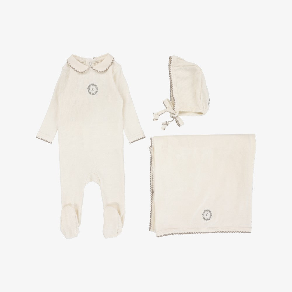 Emblem Embroidered Take Me Home Set - Cream &amp; Oat