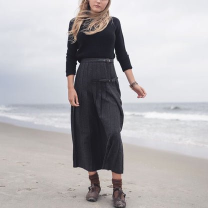 Pleated Skirt - Black &amp; Grey
