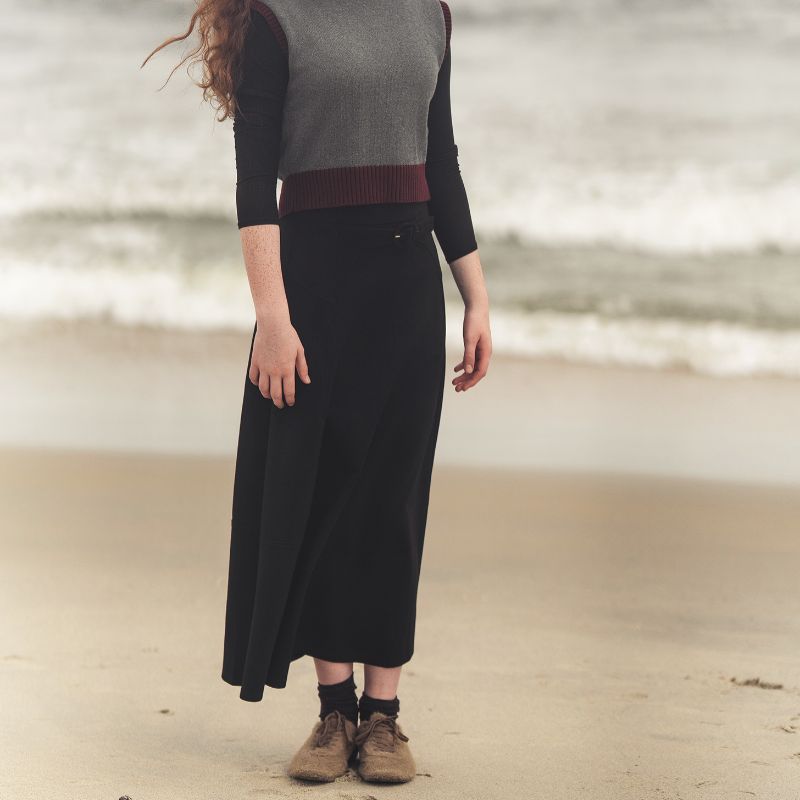 Buckle Skirt - Black
