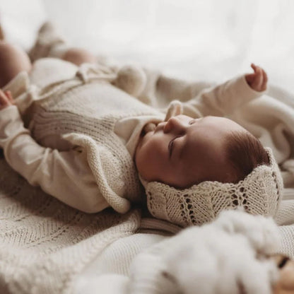 Heirloom Bonnet - Linen
