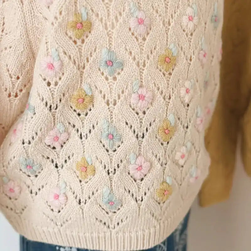 Jadeli Sweater - Cream