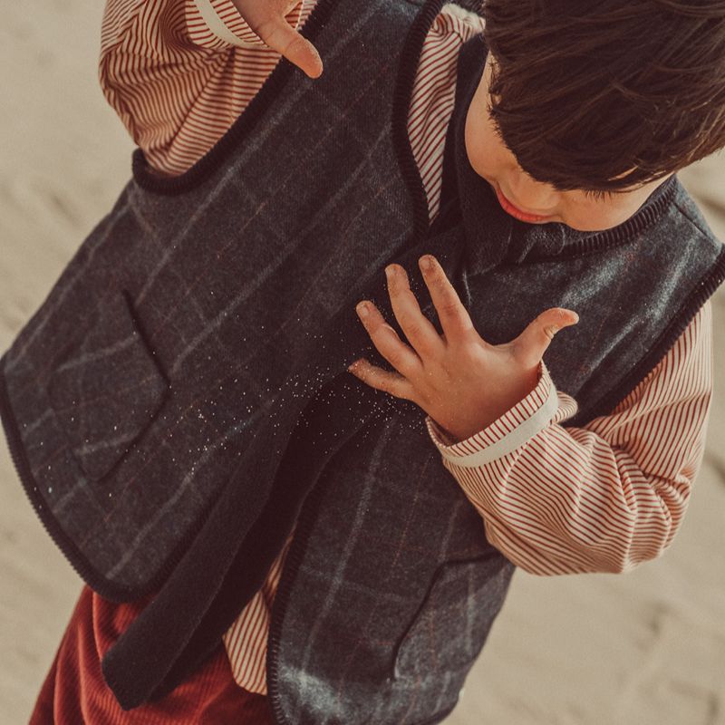 Reversible Tito Tartan Vest - Navy