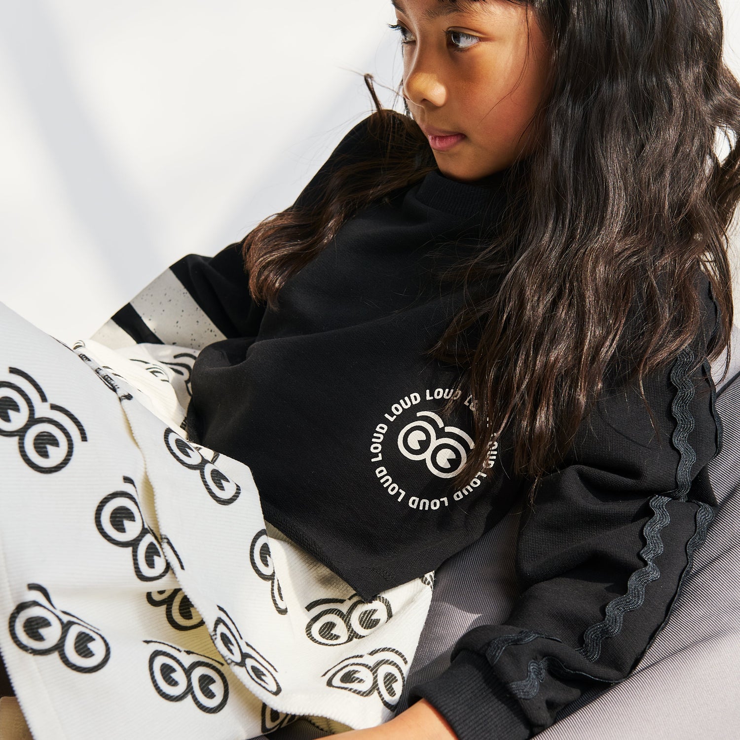 Loving Sweatshirt - Black