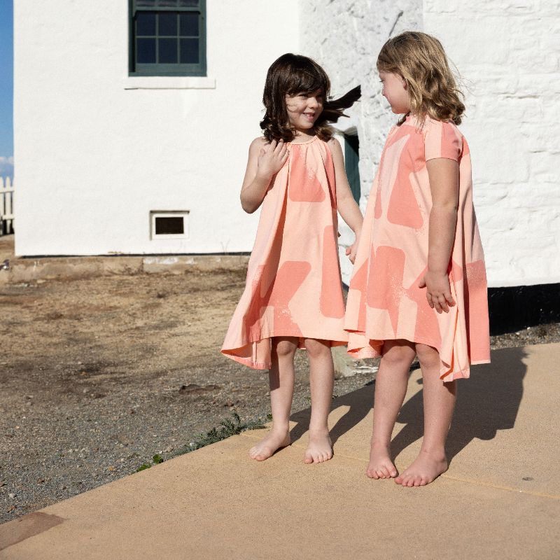 Tess Logo Short Sleeve Dress - Pink Coral