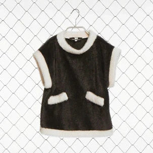 Fluffy Pack Vest - Black