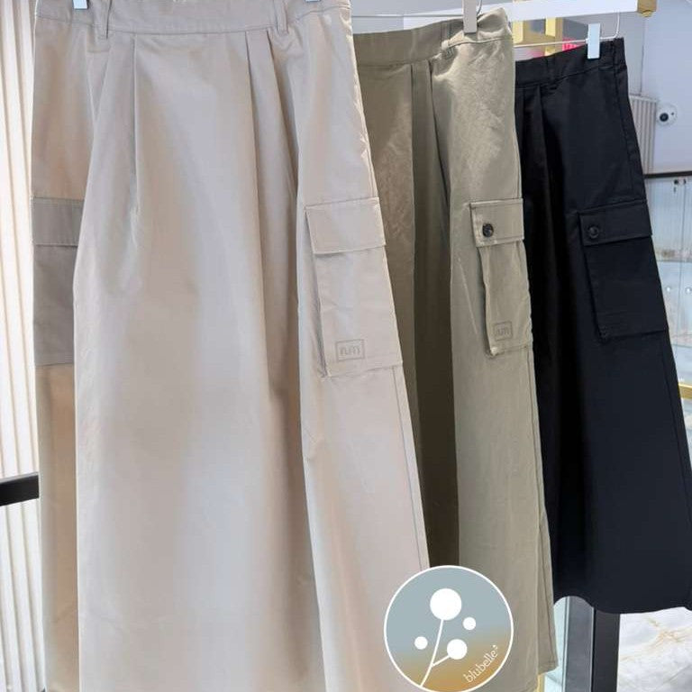 Pocket Skirt - Black