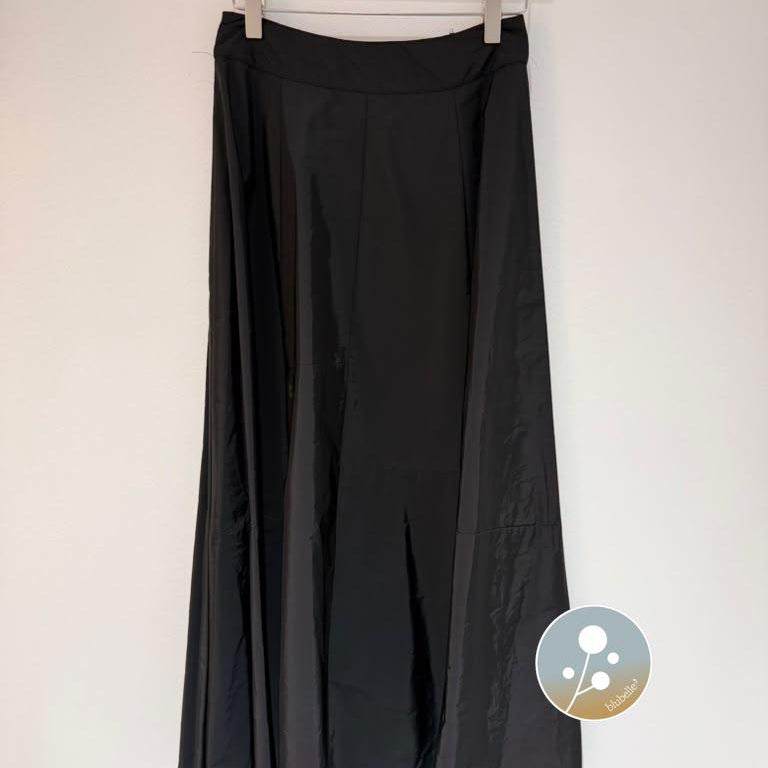 Bow Tafetta Skirt - Black
