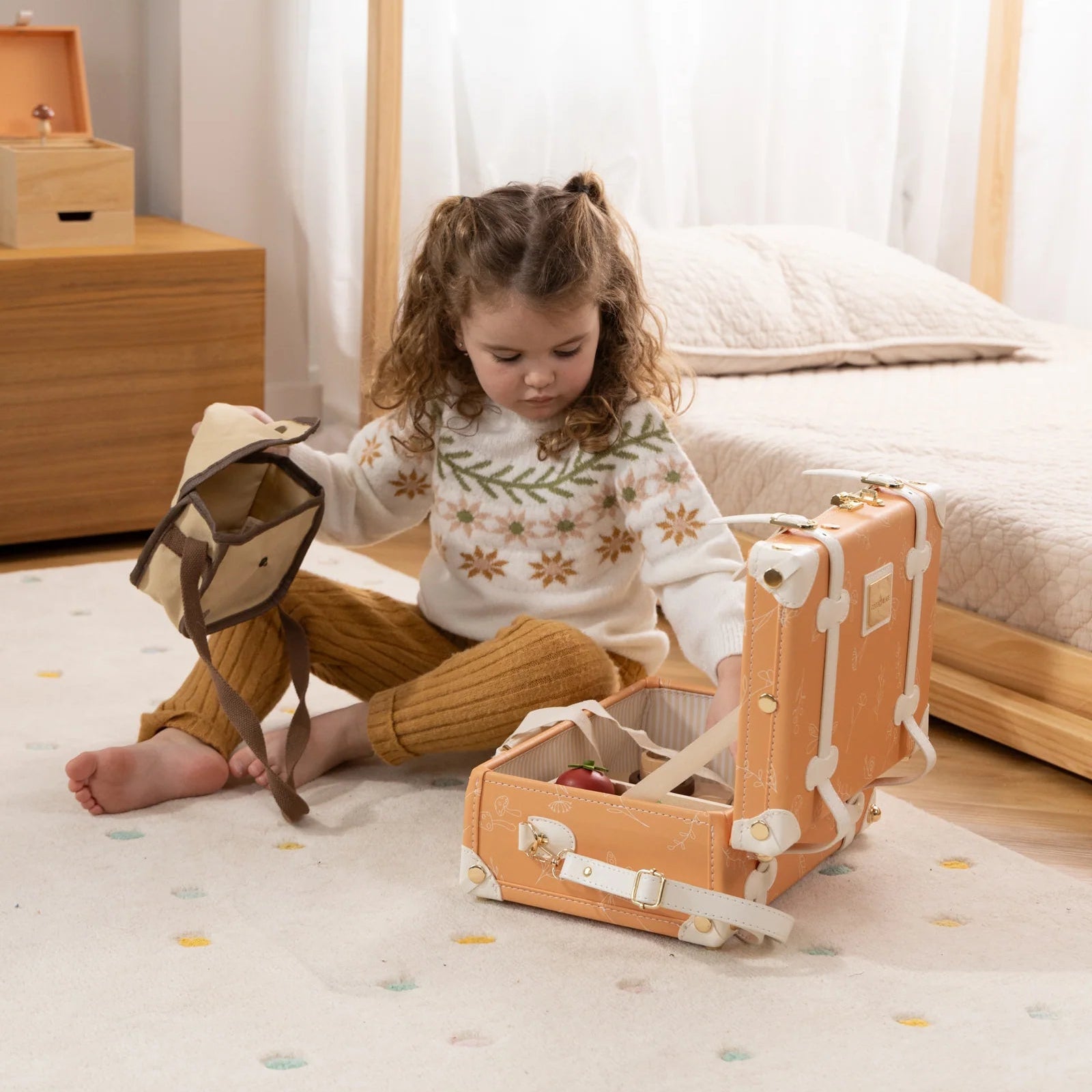 Leather Play Suitcase - Nature