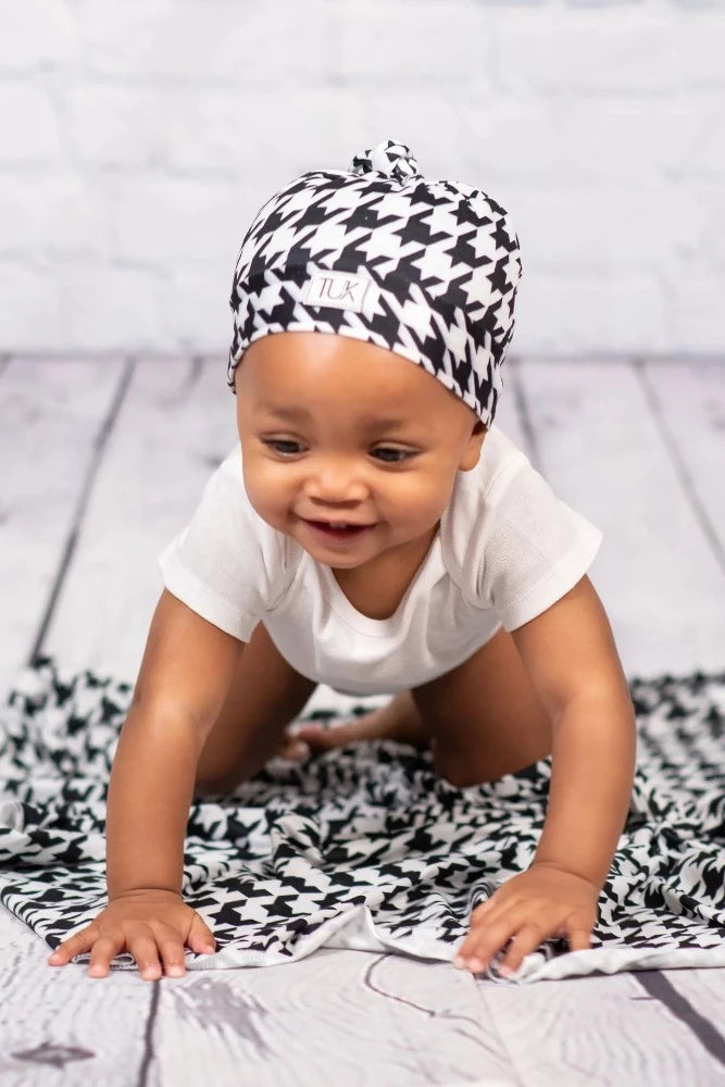 Tie Ur Knot Swaddle/Beanie Set - Houndstooth