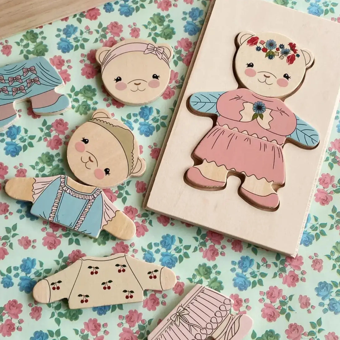 Wooden Teddy Dress Up Puzzle - Dusty Pink