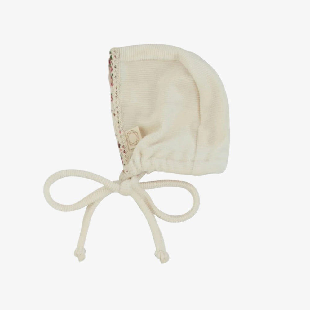 Citrine Single Ruffle Bonnet - Cream
