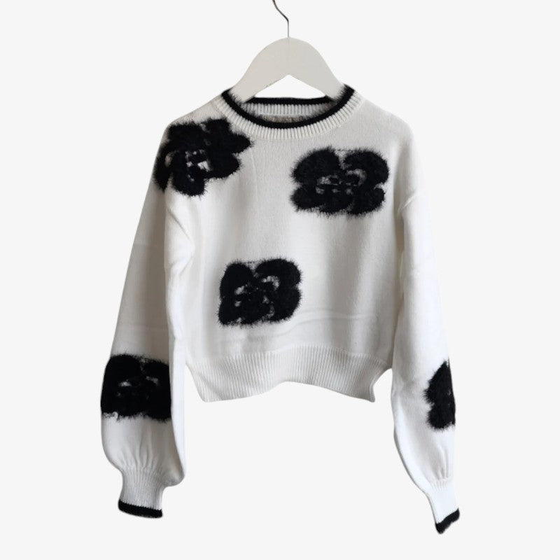 Sweater - White-black