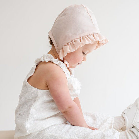 Ruffled Cotton Bonnet - Pale Pink