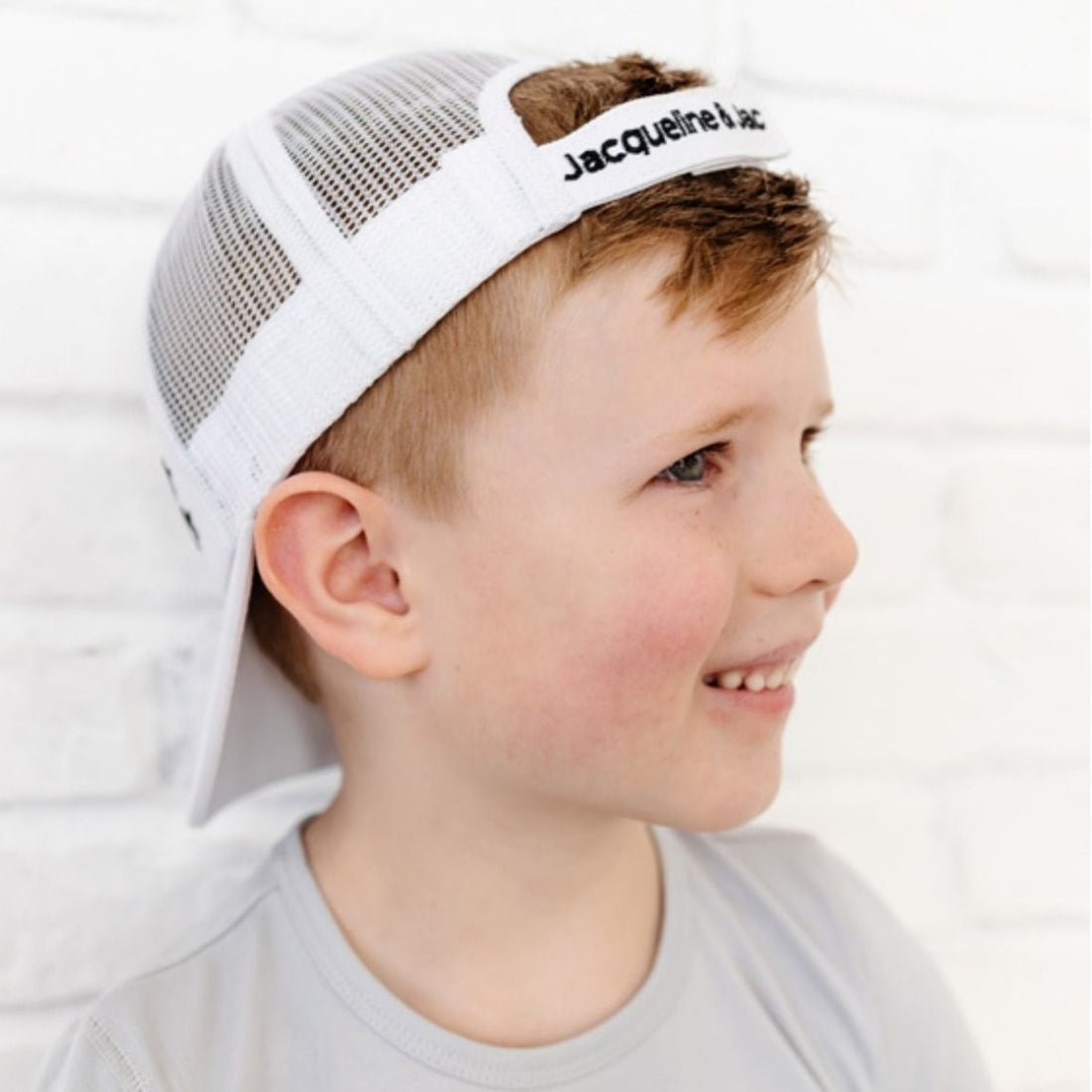 CAP - White/black